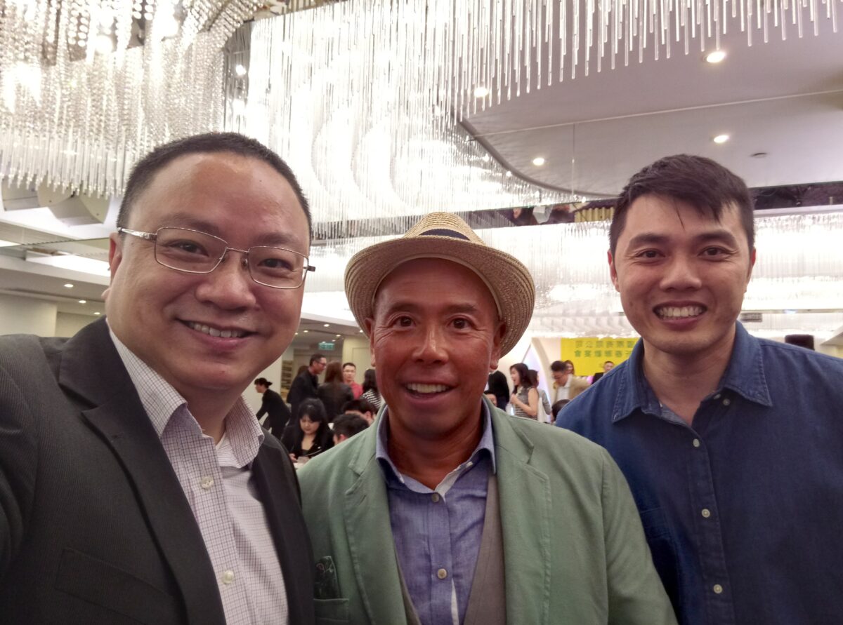 Mr. Ivan Ng and Mr. Alan So are privileged to join the annual dinner of our customer - White Flower International Limited.